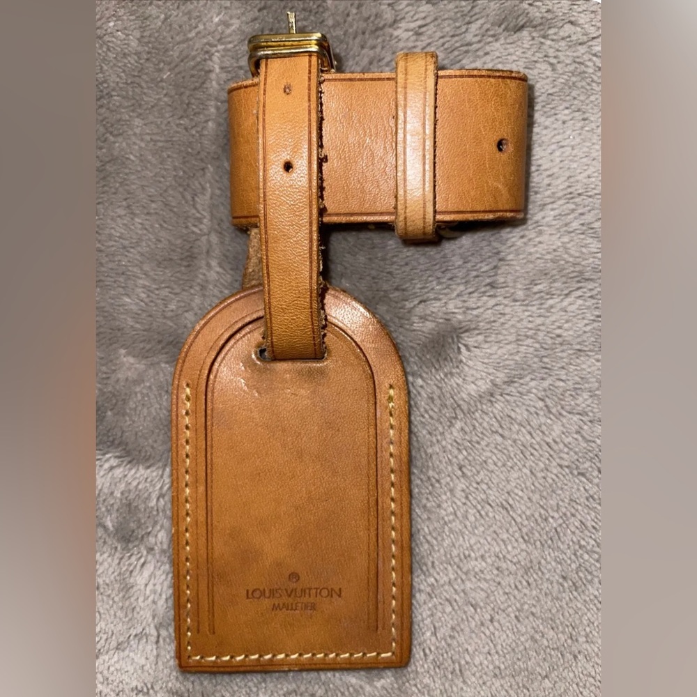 Authentic Vintage Louis Vuitton Luggage Tag and Poignier in Vachetta Leather